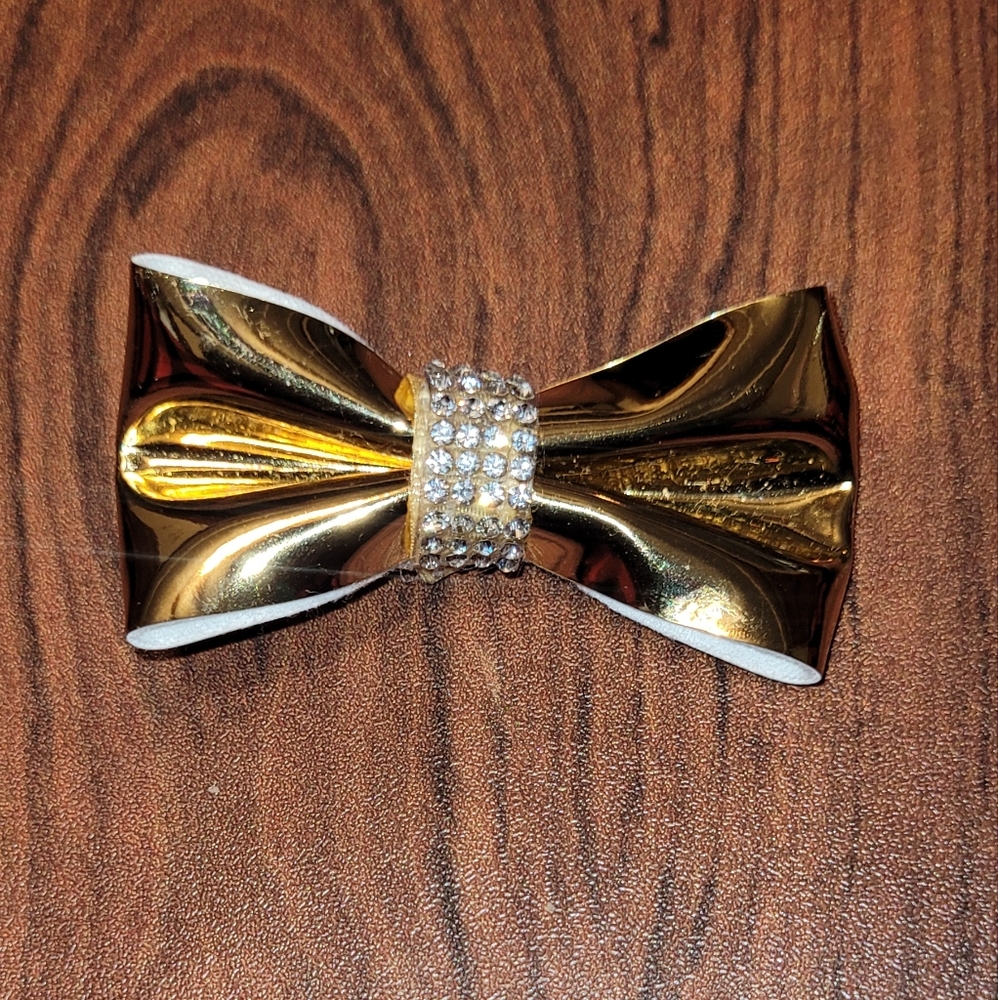 Gold metallic hairbow